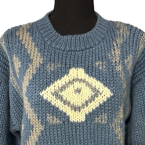 VINTAGE 90’s Chapel Hill Sweater Blue Acrylic Pullover Crew Neck - Picture 2 of 8